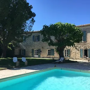 https://mas-armelin.fr-provencehotel.com