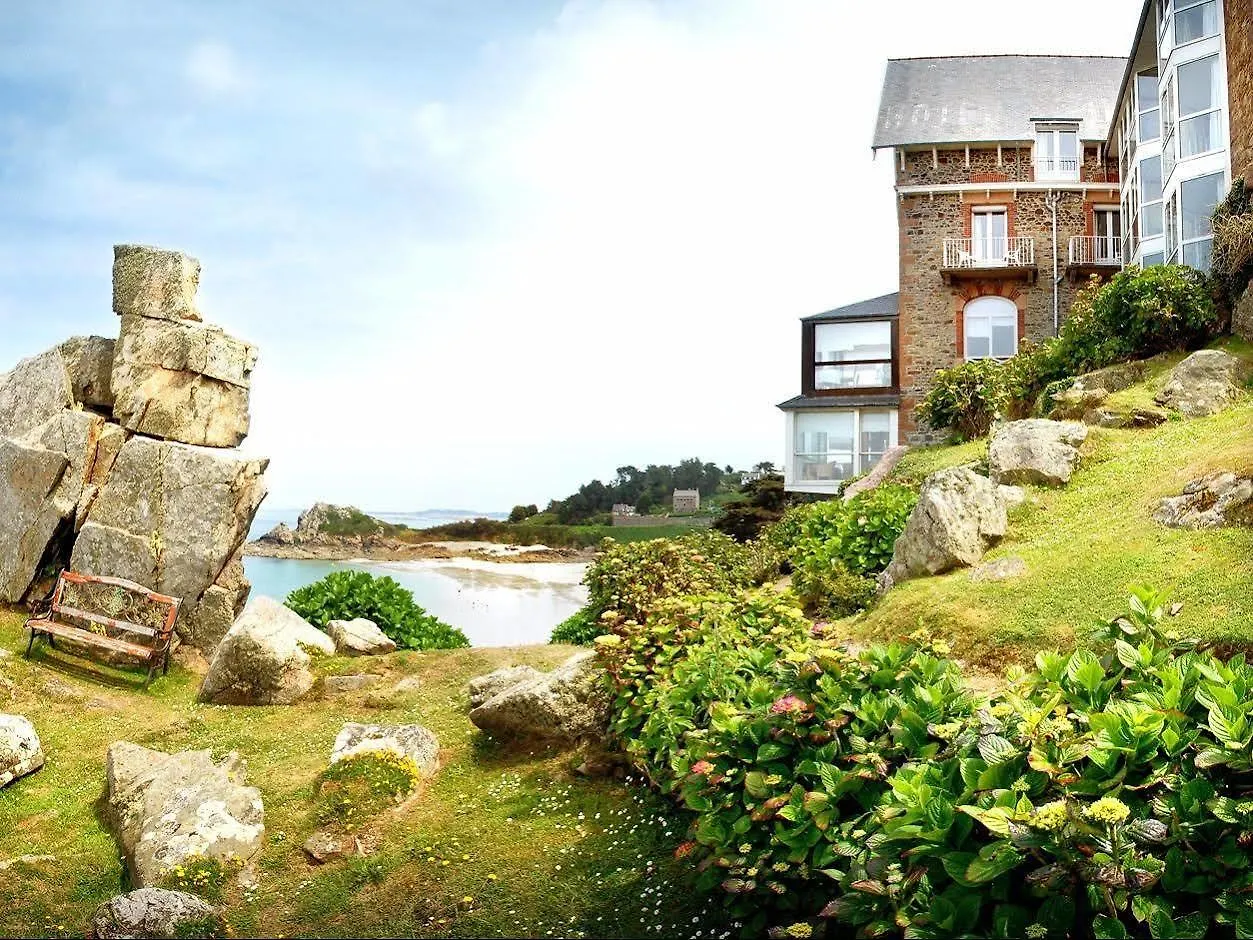 Hotel Le Manoir Du Sphinx à Perros-Guirec 3*,  France